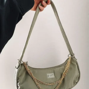 EXCLUSIVE REWORKED NIKE BAG