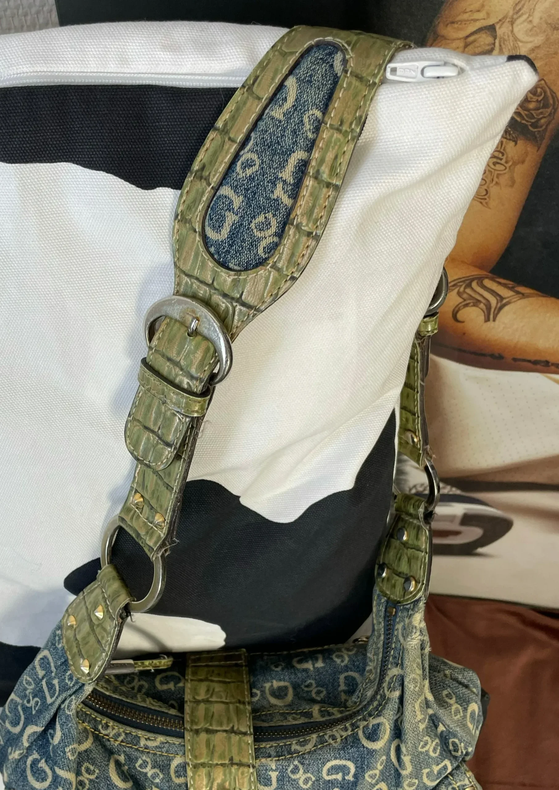 VINTAGE Y2K GUESS BAG - Afbeelding 3